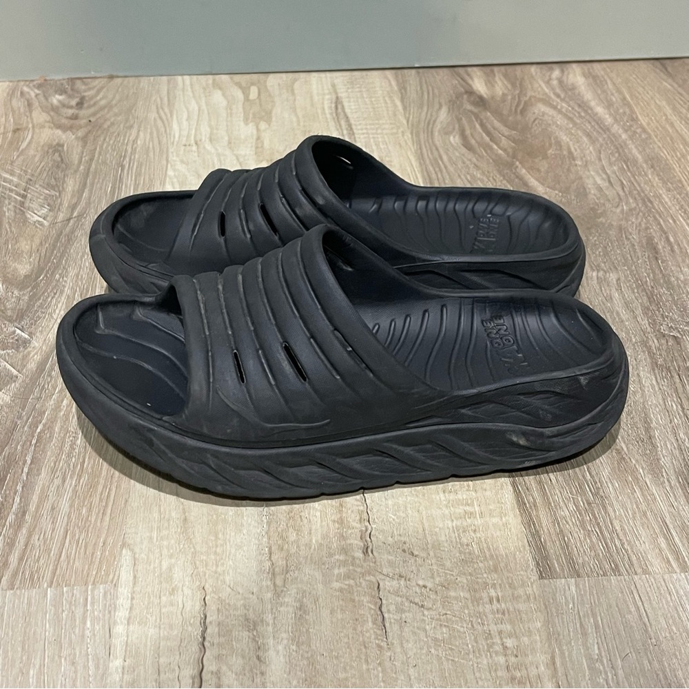 Hoka recovery slides